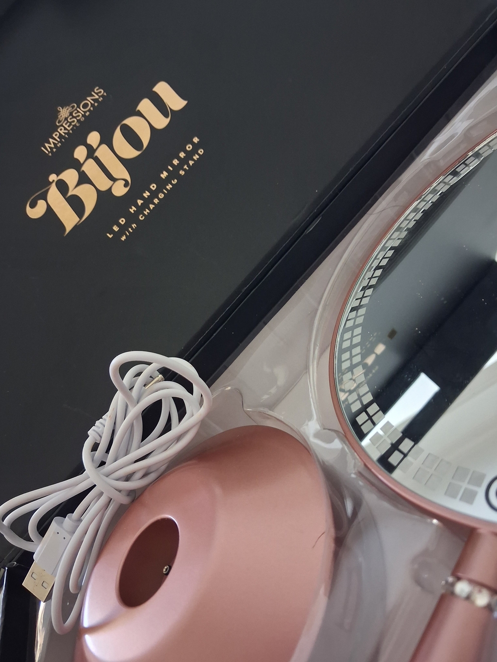 Impressions Bijou LED Hand Mirror - Rose Gold - Picture 9 of 9